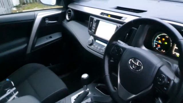 181D32081 - 2018 Toyota Rav4 RAV 4 HYBRID SOL 2WD 4DR AUTO 28,400 смотреть онлайн