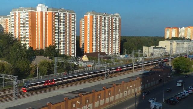 Электропоезд ЭП2ДМ-0300 сообщением "Железнодорожная - Апрелевка" (МЦД-4) смотреть онлайн