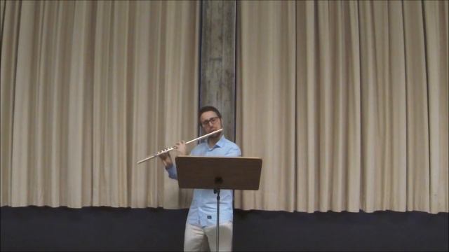 J. S. Bach - A minor Partita (1&3 mvt) & Debussy - Syrinx смотреть онлайн