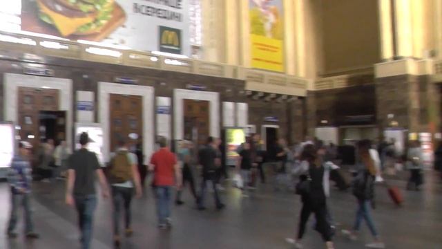 Ж\Д вокзал Киева.Главный холл.