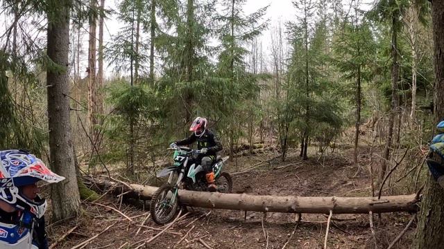 Злая пчела 2023. Раскатываем новые подъемы. #Gopro #ktm смотреть онлайн