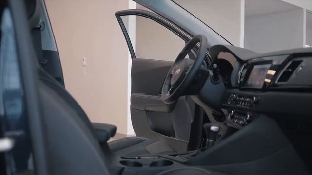 Apprenez En Plus Sur Le Tout Nouveau Kia Niro Hybride! VUS COMPACT DE L'HEURE!