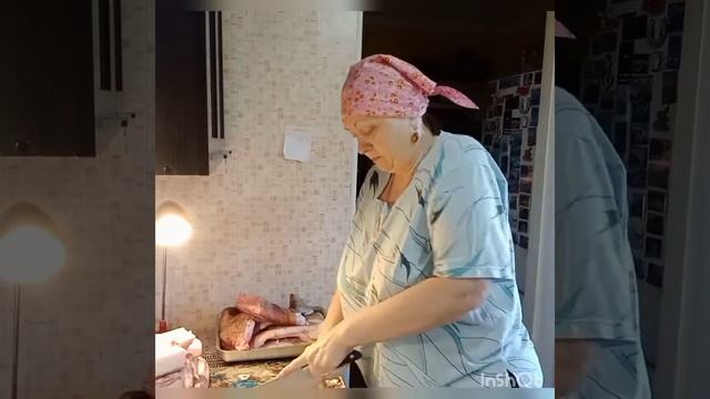 № 145 -\Забили кабанчика\ выход мяса\солю сало\ смотреть онлайн