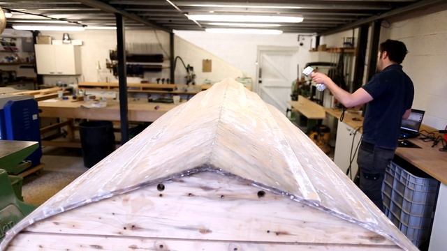 3D Scanning A Boat Hull with the EinScan H 3D Scanner | Scanning the Stapley Hull смотреть онлайн