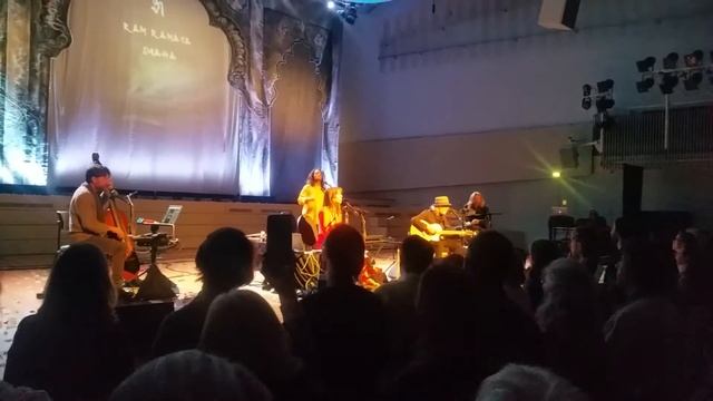 Deva Premal Berlin 2.11.2017 Ram Ramaya смотреть онлайн
