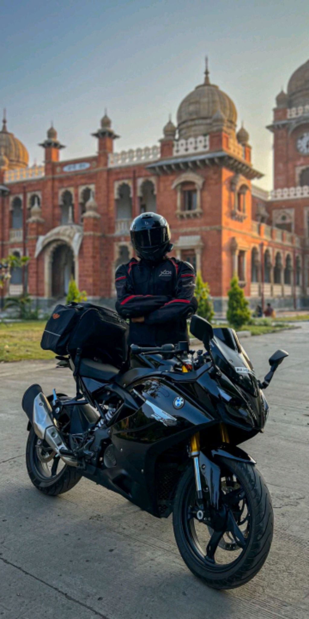 мотоцикл BMW