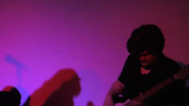 Лена Пена - Тысяча причин @ Бар "Dmitrov" 01.06.2018 смотреть онлайн