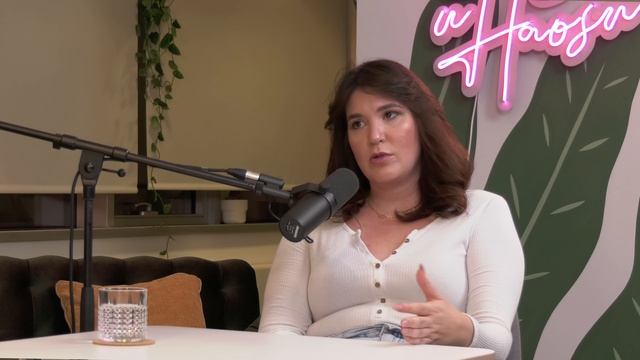 Бланка Шупе — как уйти из маркетинга в IT и открыть свой коворкинг | Подкаст | karpov.courses смотреть онлайн