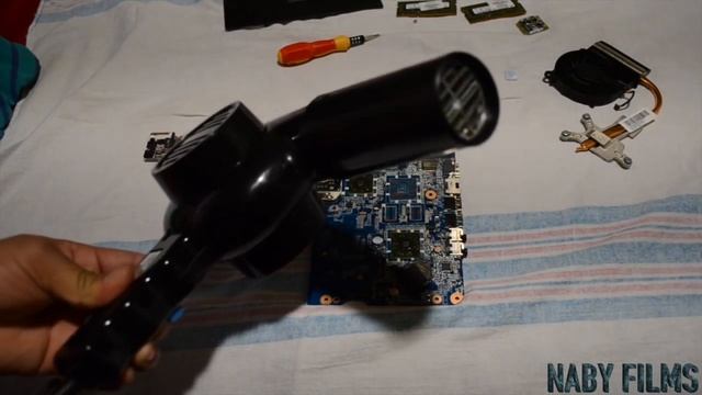 SOLUCION DE PANTALLA NEGRA-PARPADEO DE TECLA MAYUSCULA-NO DA VIDEO MI LAPTOP-MI LAPTOP NO ENCIENDE смотреть онлайн