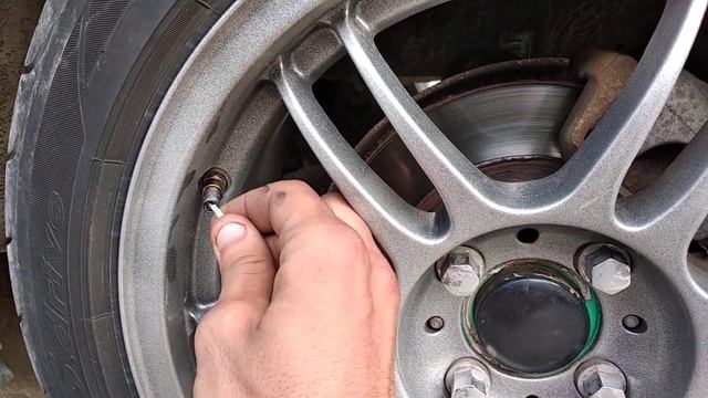 Два соска на колесе смотреть онлайн
