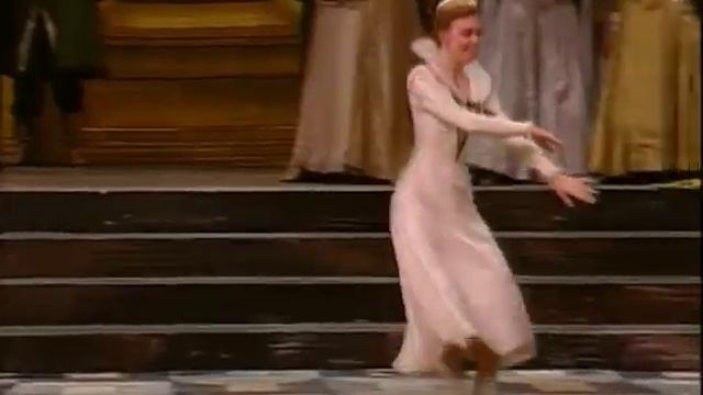 5 _Иван Сусанин_, 2 действие. Краковяк.mp4 смотреть онлайн