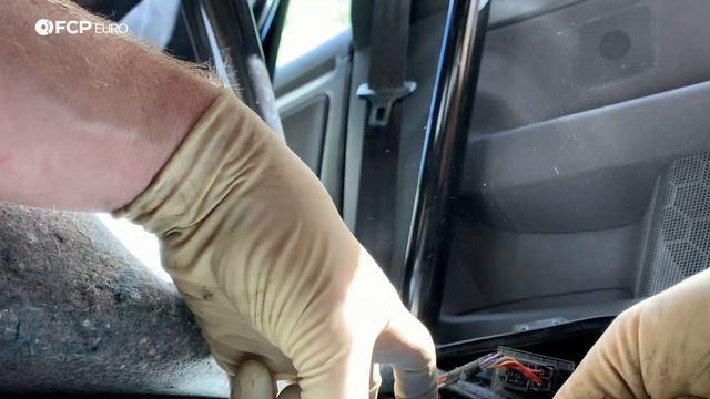 Volkswagen Mk5 GTI Fuel Filter, Fuel Pump, Control Module Replacement DIY (GTI, Rabbit, Golf & More смотреть онлайн