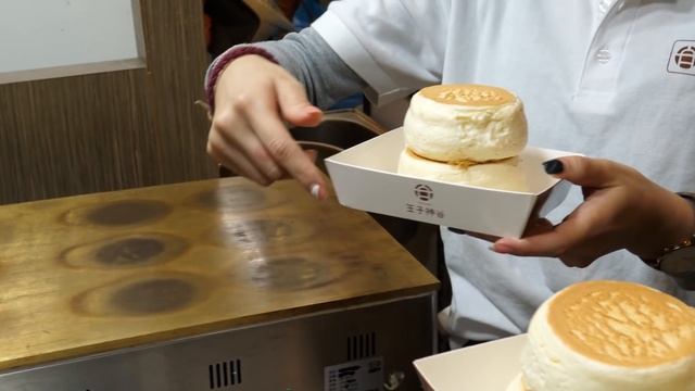 Блины-суфле с клубникой смотреть онлайн