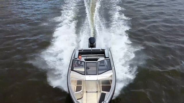 Voyager 700 OPEN