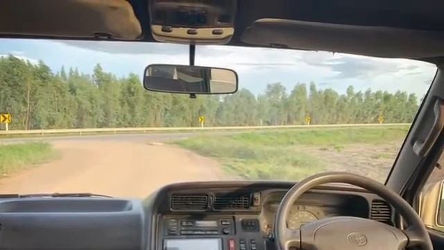 Toyota Hiace Super Custom ตัวนอก смотреть онлайн