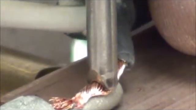 Cварка многожильного медного провода к нагревательному элементу смотреть онлайн