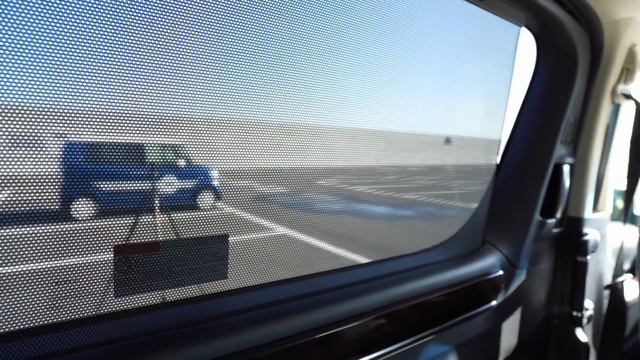 Toyota GranAce - это больше чем просто микроавтобус. смотреть онлайн