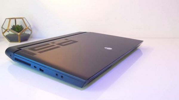Alienware Area 51m Gaming Laptop Review - 9900K + RTX 2080 Power!