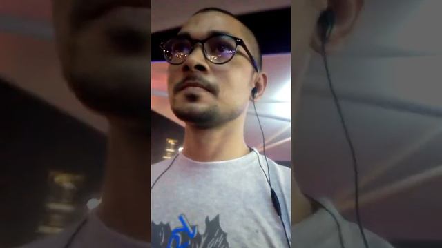 Visiting abu dhabi marina mall in UAE смотреть онлайн