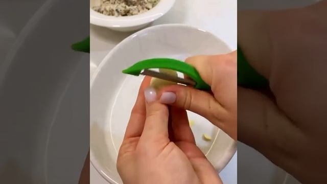 Ароматный запечённый картофель с нежной творожной начинкой?