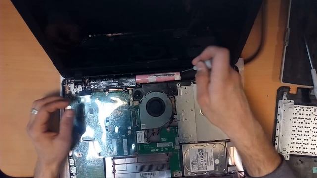 Разборка ноутбука Asus VivoBook X540S