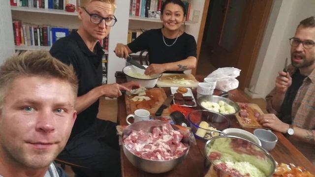 Другая сторона эмиграции: стресс и одиночество. Бережно к себе смотреть онлайн