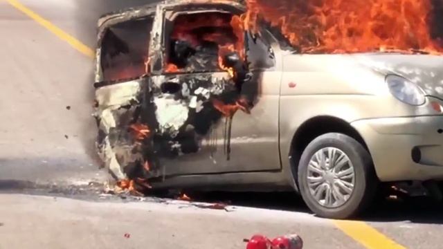 СГОРЕЛИ ЗАЖИВО В МАТИЗЕ НА ПЛАТНОЙ ТРАССЕ М11 смотреть онлайн