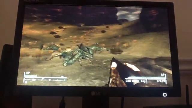 Fallout New Vegas mods: two guns and a robot! смотреть онлайн