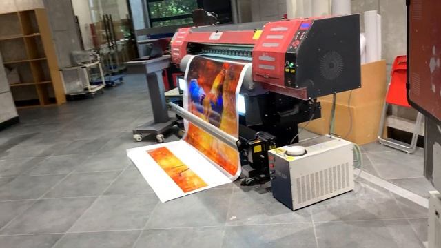 1.8m roll to roll uv printer for box gloves printing смотреть онлайн