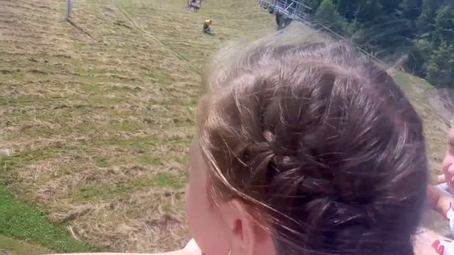 Буковель.Буковель летом. Катаемся на подьемникахПутешествие-серия 27 Bukovel.We ride on elevators смотреть онлайн