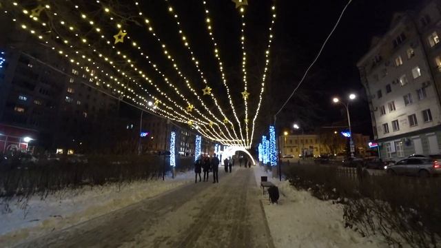 Компросс от ЦУМа до Соборной площади. Новогодняя иллюминация. смотреть онлайн