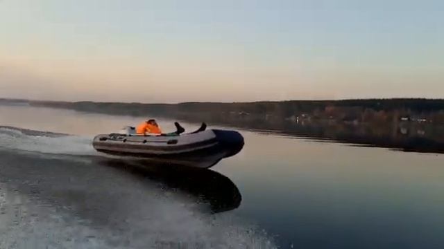 Риб 380 Riverboats