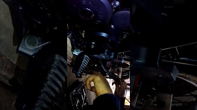 Shineray XY250GY-6B Смазка узлов заднего маятника, прогрессии пролинк. Часть 1. смотреть онлайн