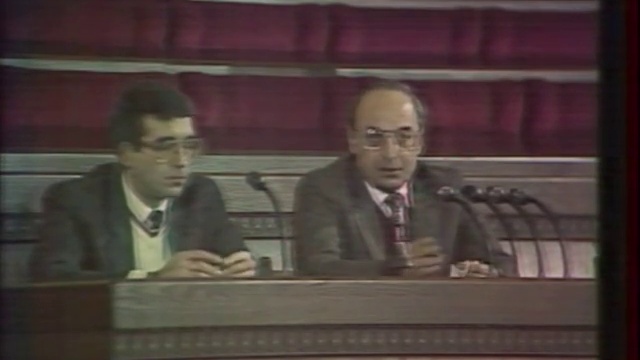 1992թ.պաշտպանության Վազգեն Մանուկյանի ասուլ&#