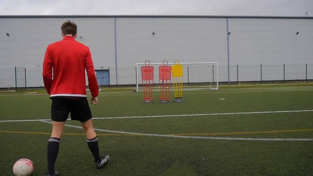 How To Score Freekicks Over A Wall | Learnt In A Week смотреть онлайн