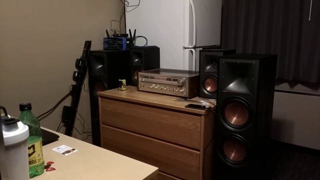 Klipsch r820f and r51m The Wall смотреть онлайн