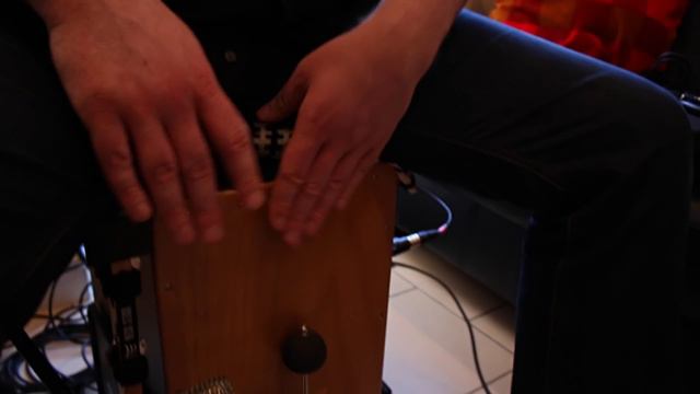 The Brotherhood - Kitchen Sessions - Lovely Day - Ft. Bongo Peet смотреть онлайн