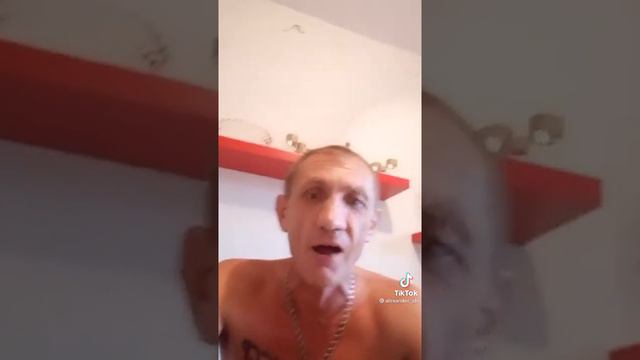 Вот русский считает что дюшес это советский напиток 🤣🤣🤣 смотреть онлайн