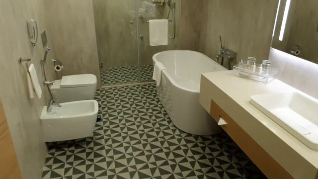 Grand Cosmopolitan Hotel - Dubai