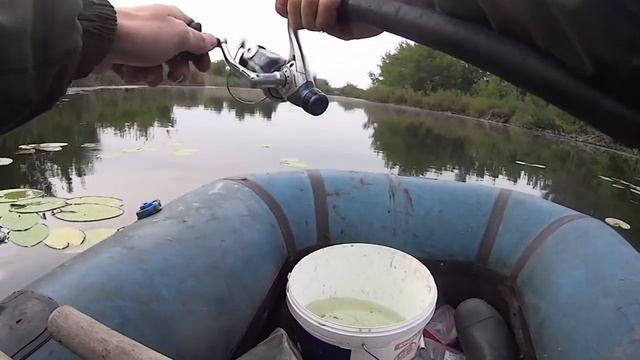 Щука клюёт НА ВСЕ!!! РЫБАЛКА НА СПИНИНГ И КРУЖКИ В СЕНТЯБРЕ. смотреть онлайн