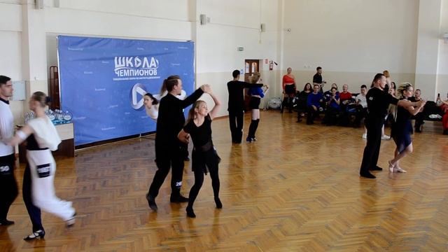 Школа чемпионов 2023, Д класс финал, общий заход, хастл, discofox смотреть онлайн