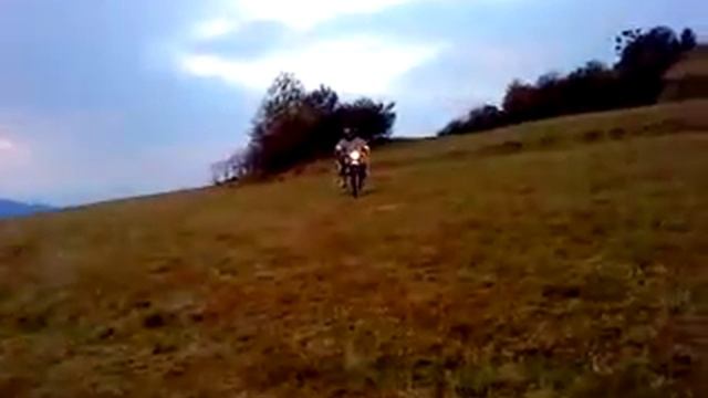 HONDA XR 125 R смотреть онлайн