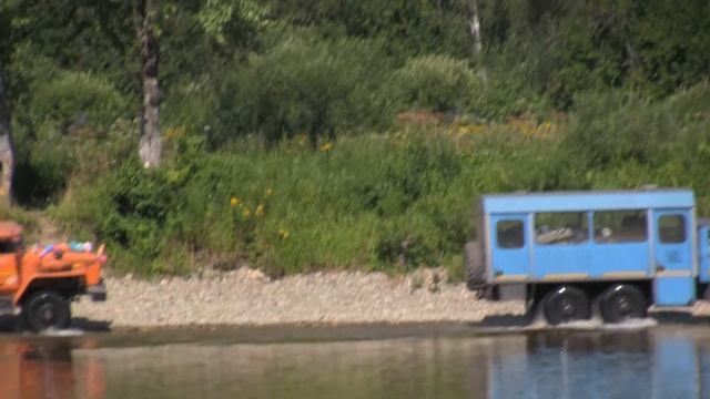 Свадьба на "Уралах" 2011-07-23 11:13 смотреть онлайн
