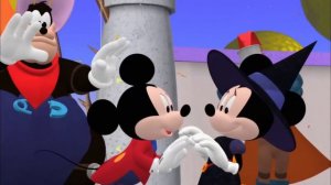 Mickey Mouse Clubhouse | Pete's Halloween Party Music Video 🎶 | Disney Junior UK