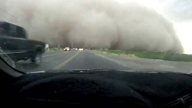 Путешествие в эпицентре пылевой бури смотреть онлайн