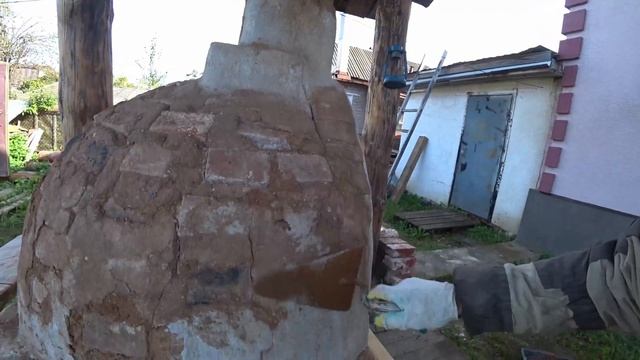 Ремонт не помпейской уличной печи Спустя год Своими руками . Глина Песок Опилки. Скоро будем жарить смотреть онлайн