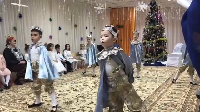 Танец королей смотреть онлайн