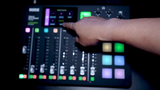 RODE CASTER PRO UNBOXING, INITIAL REVIEW смотреть онлайн