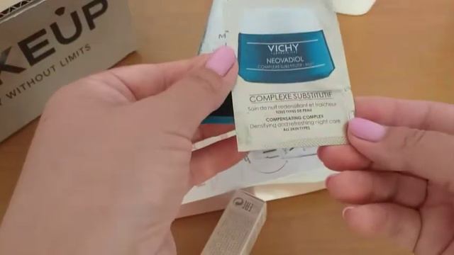 Распаковка посылки с сайта Makeup /Приятно получать подарки) смотреть онлайн