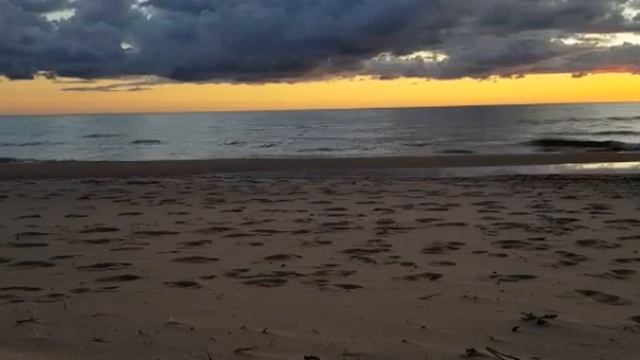 На небе только и разговоров, что о море смотреть онлайн